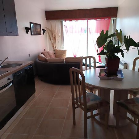 50M2 2 A 4 Pers Tout Confort Balcons Jardin Terrasse Les Albres Exterior foto